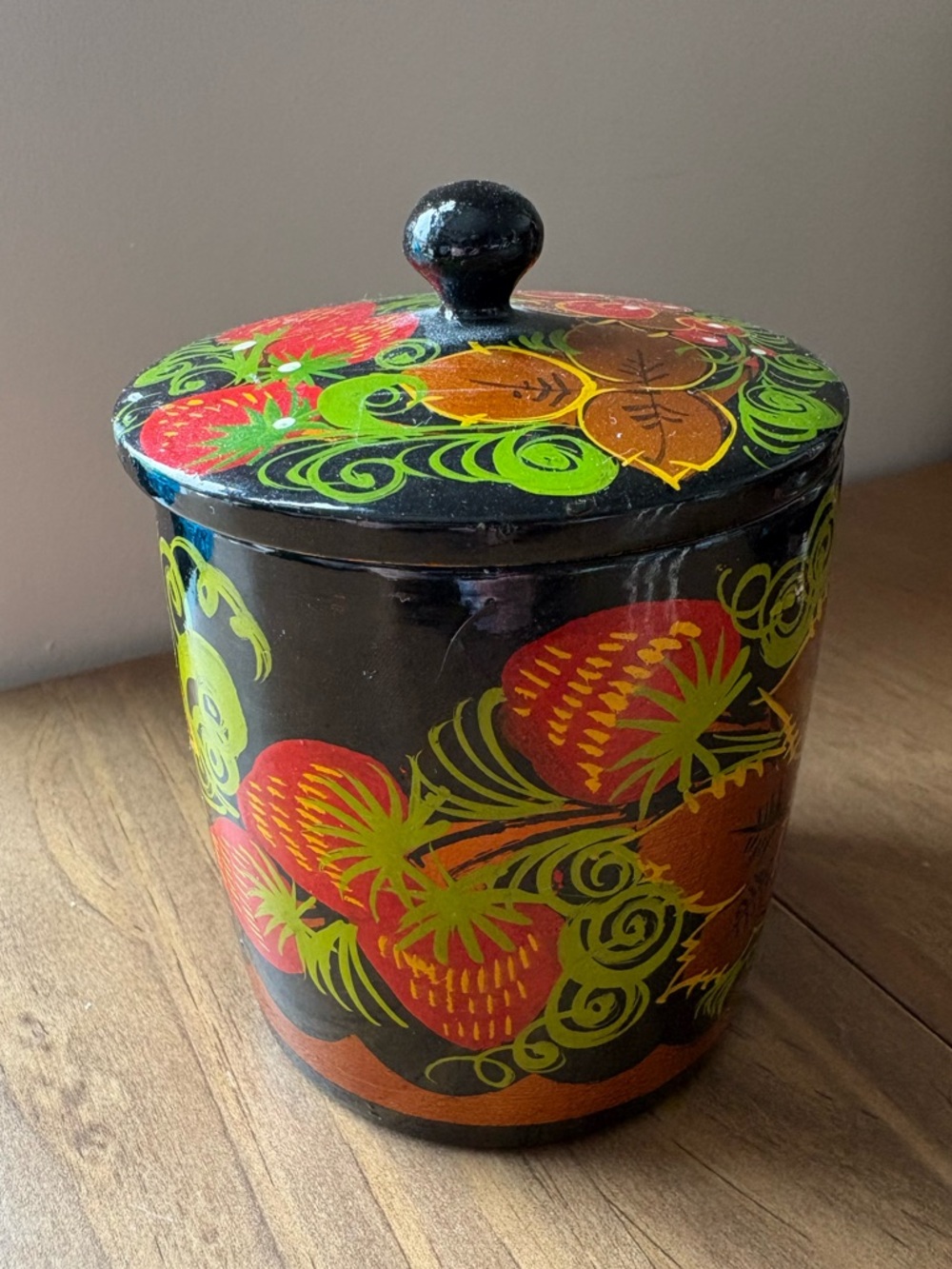 Vintage Khokhloma Jar Russian Folk Art Wooden Painted Cannister Strawberry 3.5” - Picture 2 of 6